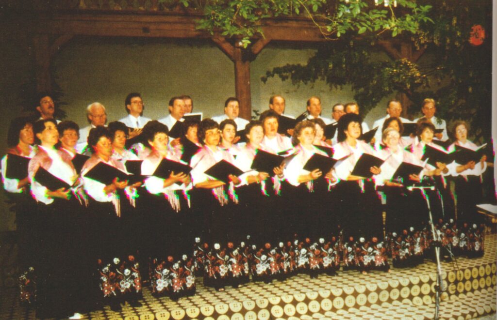 Foto des Chors aus den 90er Jahren